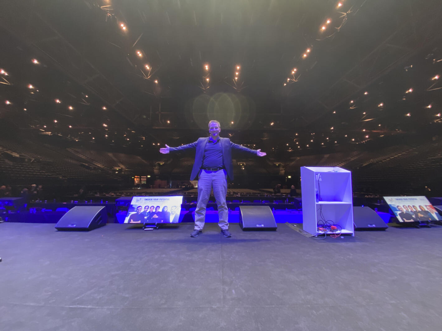 5,000+ Audience, Stadium, Birmingham