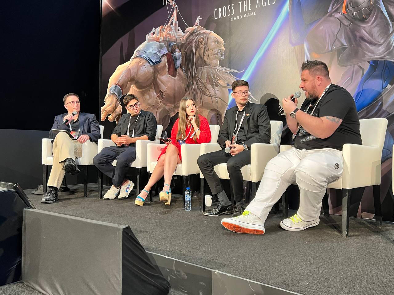 Sigma - Panel Moderation